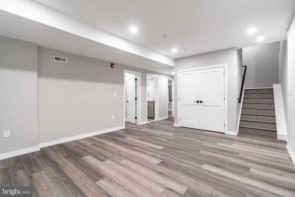 2412 INNOVATOR WAY