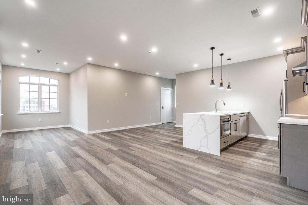 2412 INNOVATOR WAY