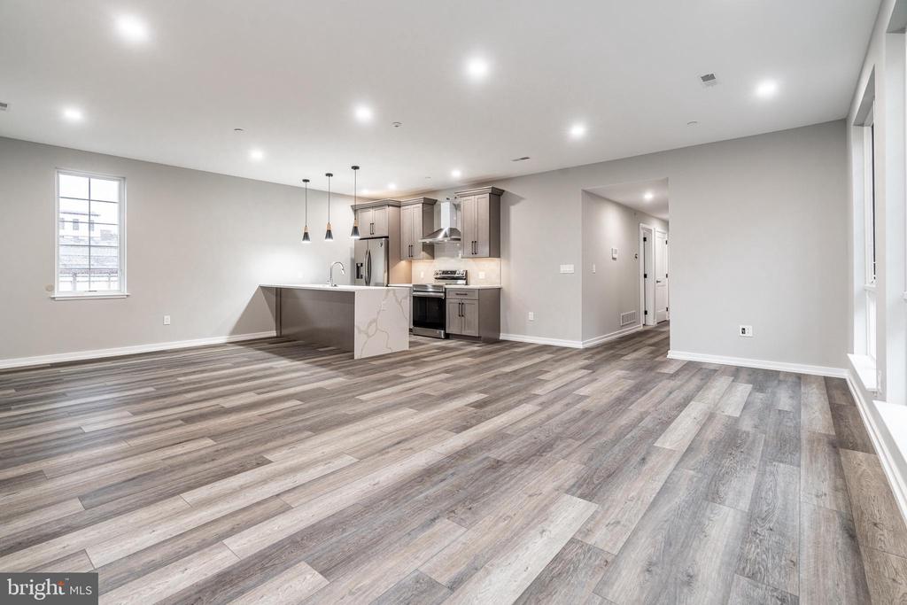 2412 INNOVATOR WAY