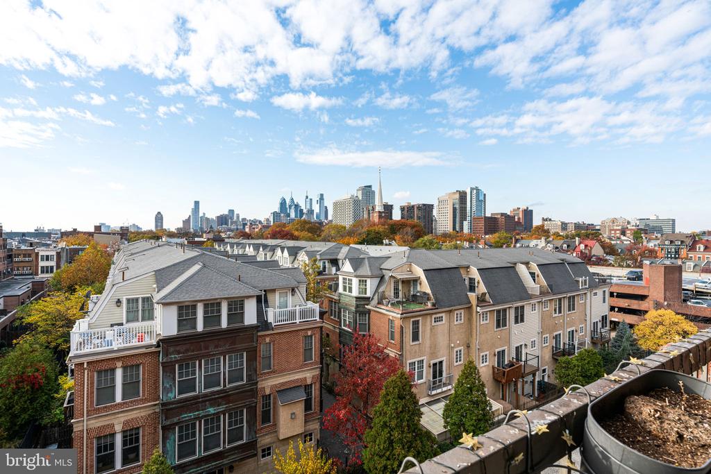 200 LOMBARD STREET 10 703