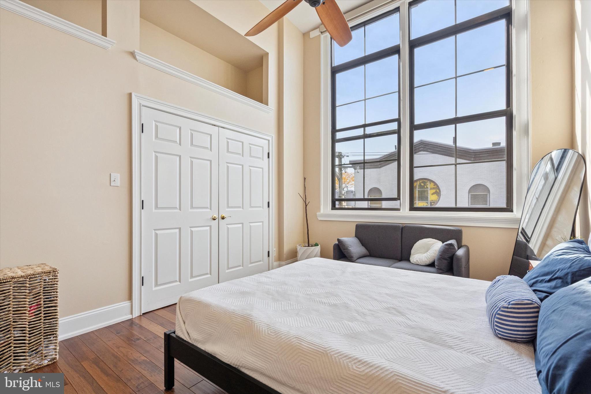 246 FITZWATER STREET 10