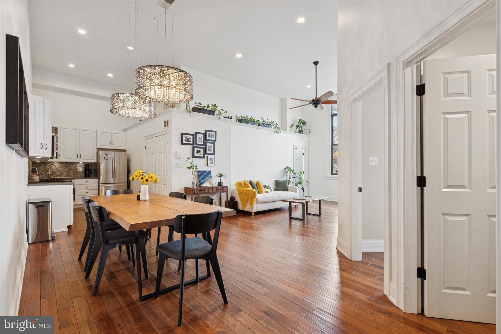 246 FITZWATER STREET 10