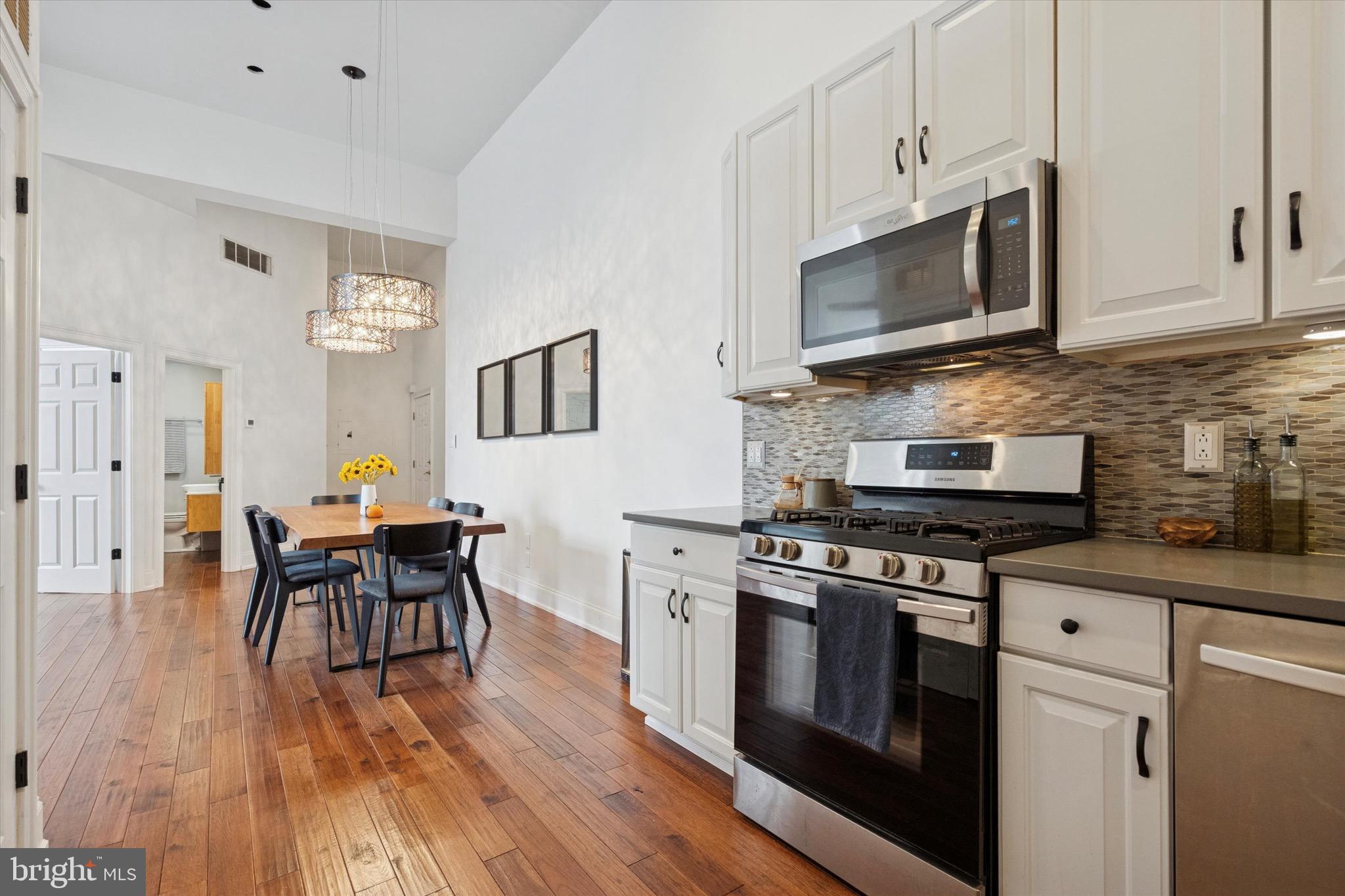 246 FITZWATER STREET 10