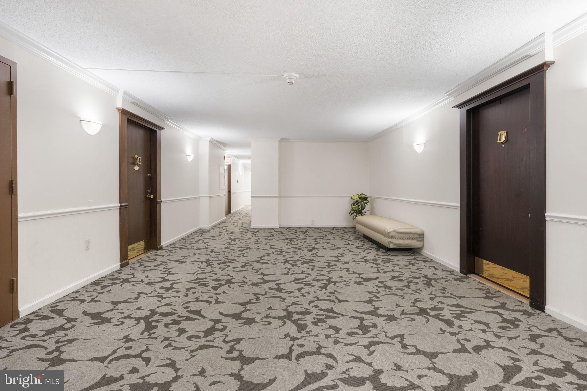 1420 LOCUST STREET 00 7M