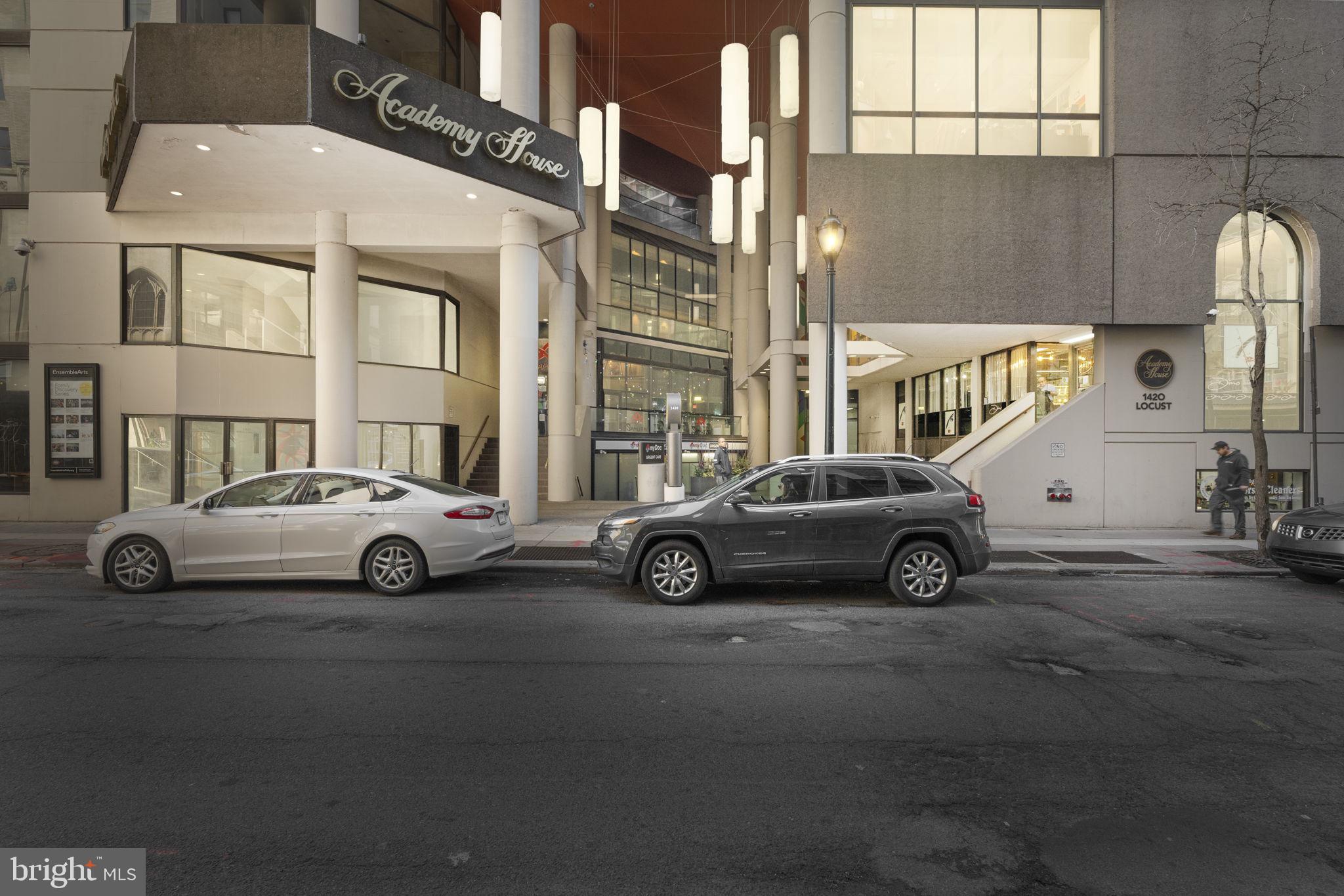 1420 LOCUST STREET 00 7M