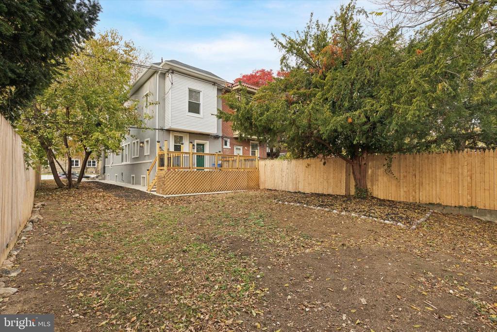 7313 LIMEKILN PIKE