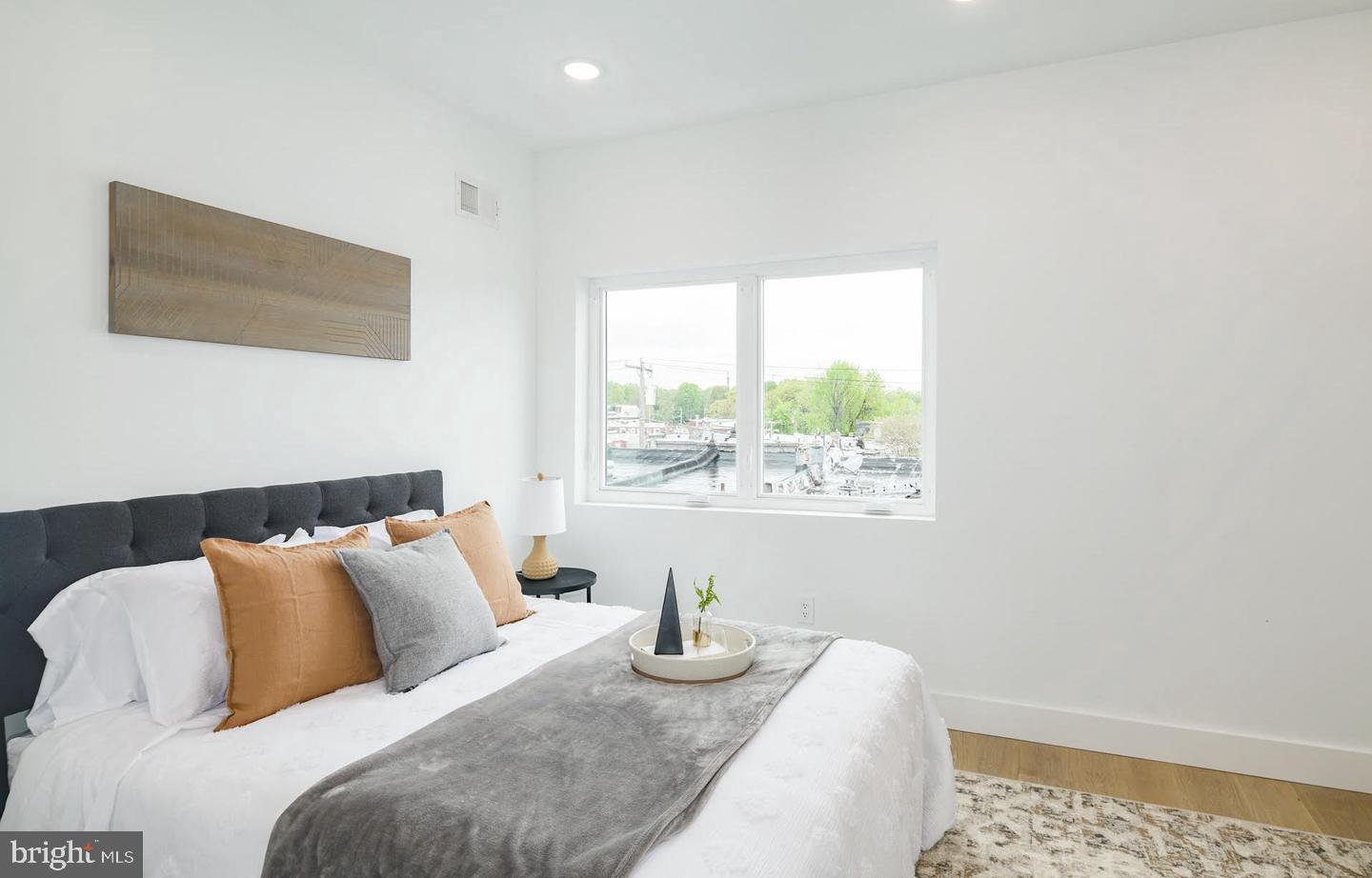 3957 WYALUSING AVENUE