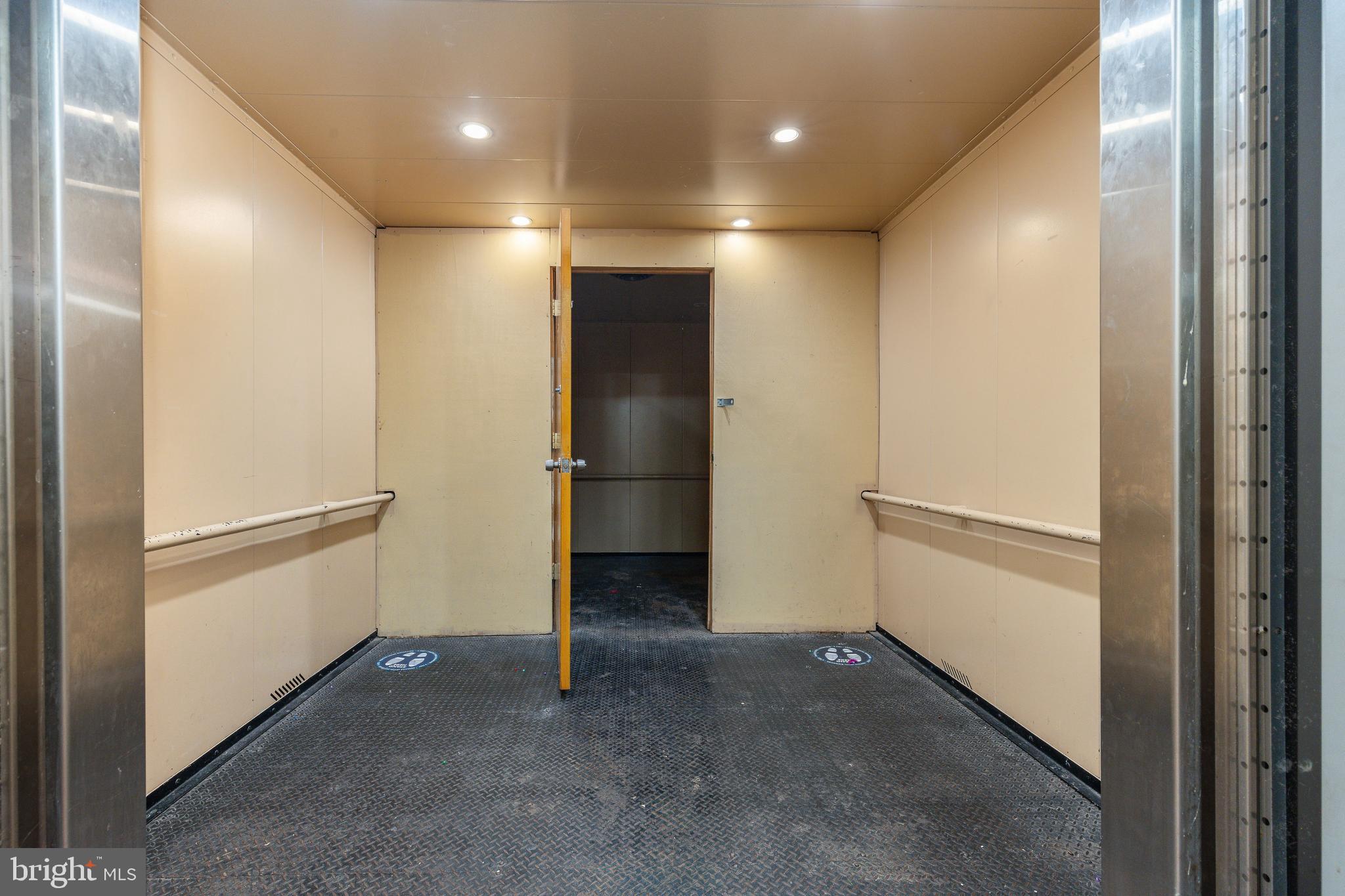 1939 S JUNIPER STREET 43