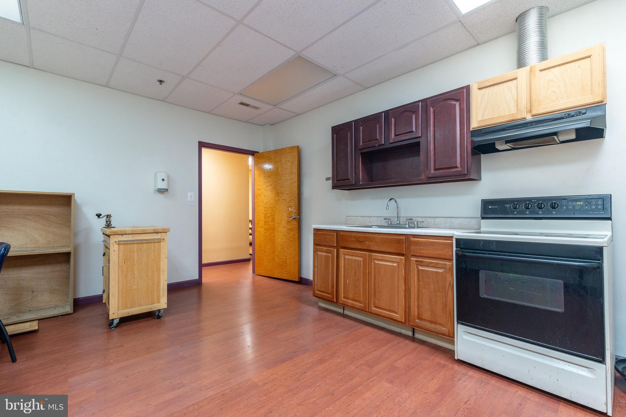 1939 S JUNIPER STREET 43