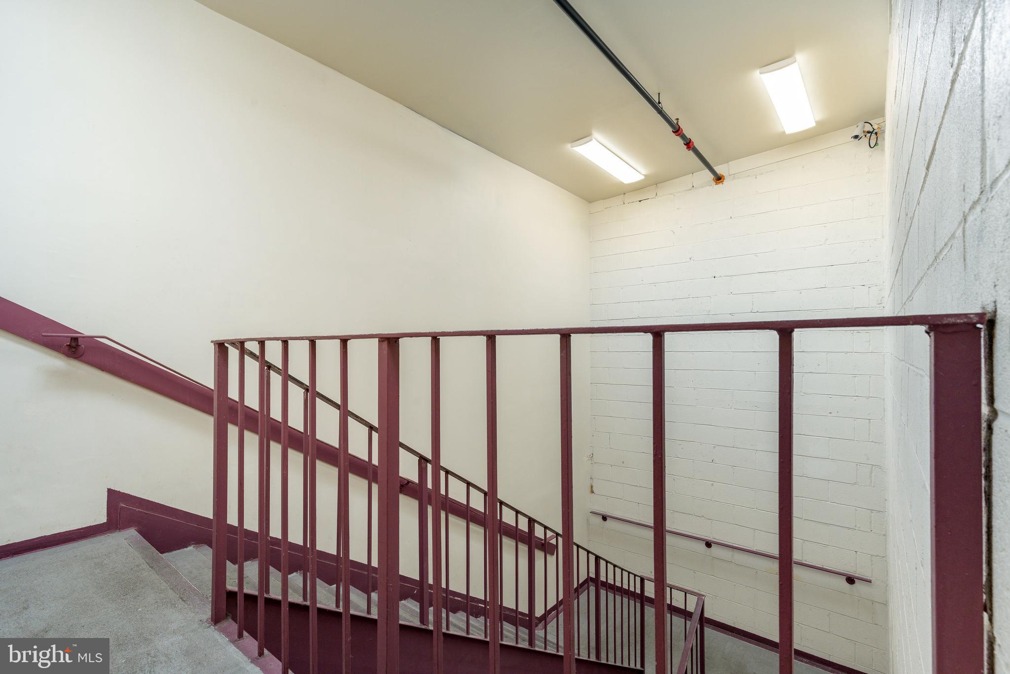 1939 S JUNIPER STREET 43