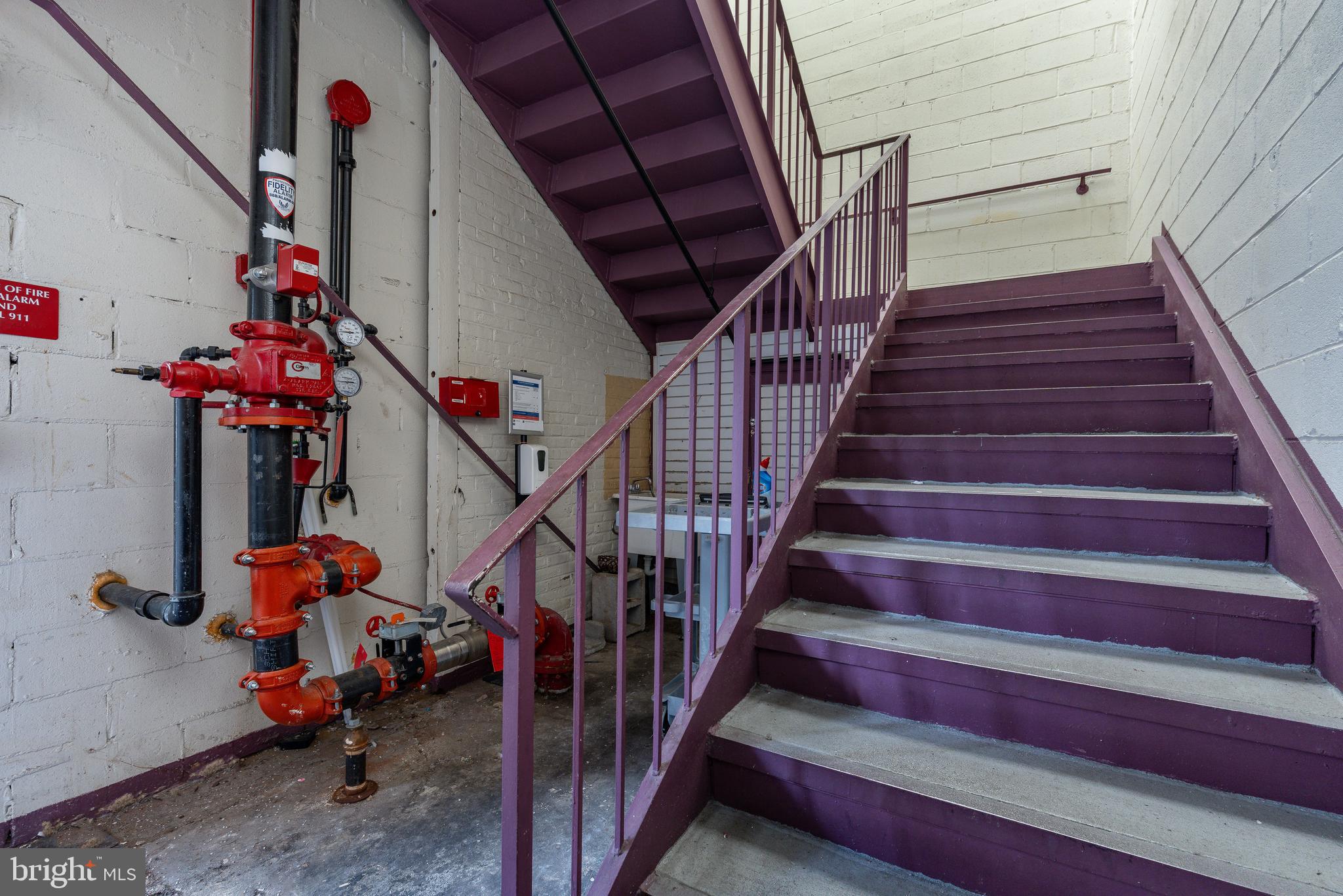 1939 S JUNIPER STREET 43