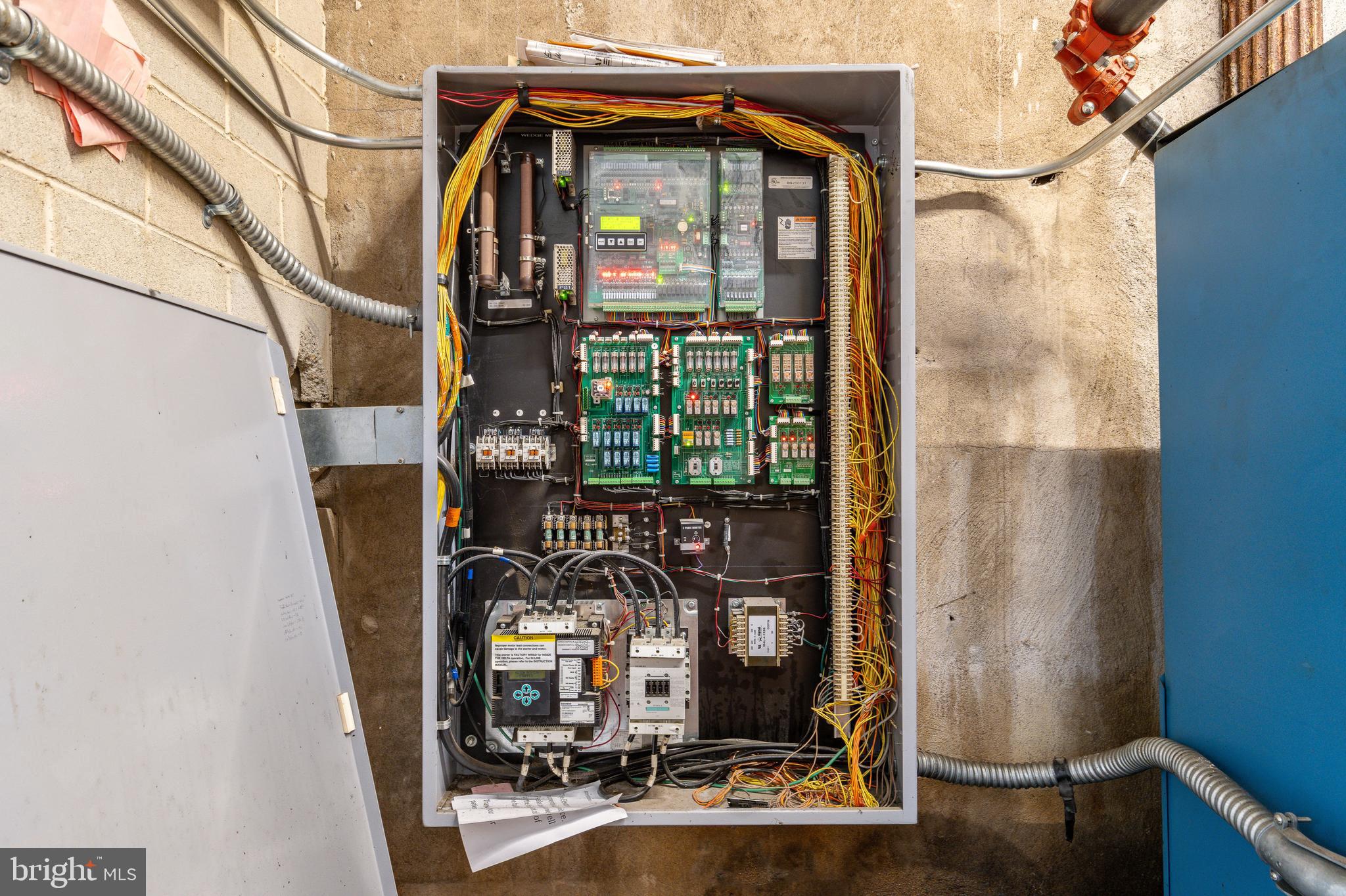 1939 S JUNIPER STREET 43