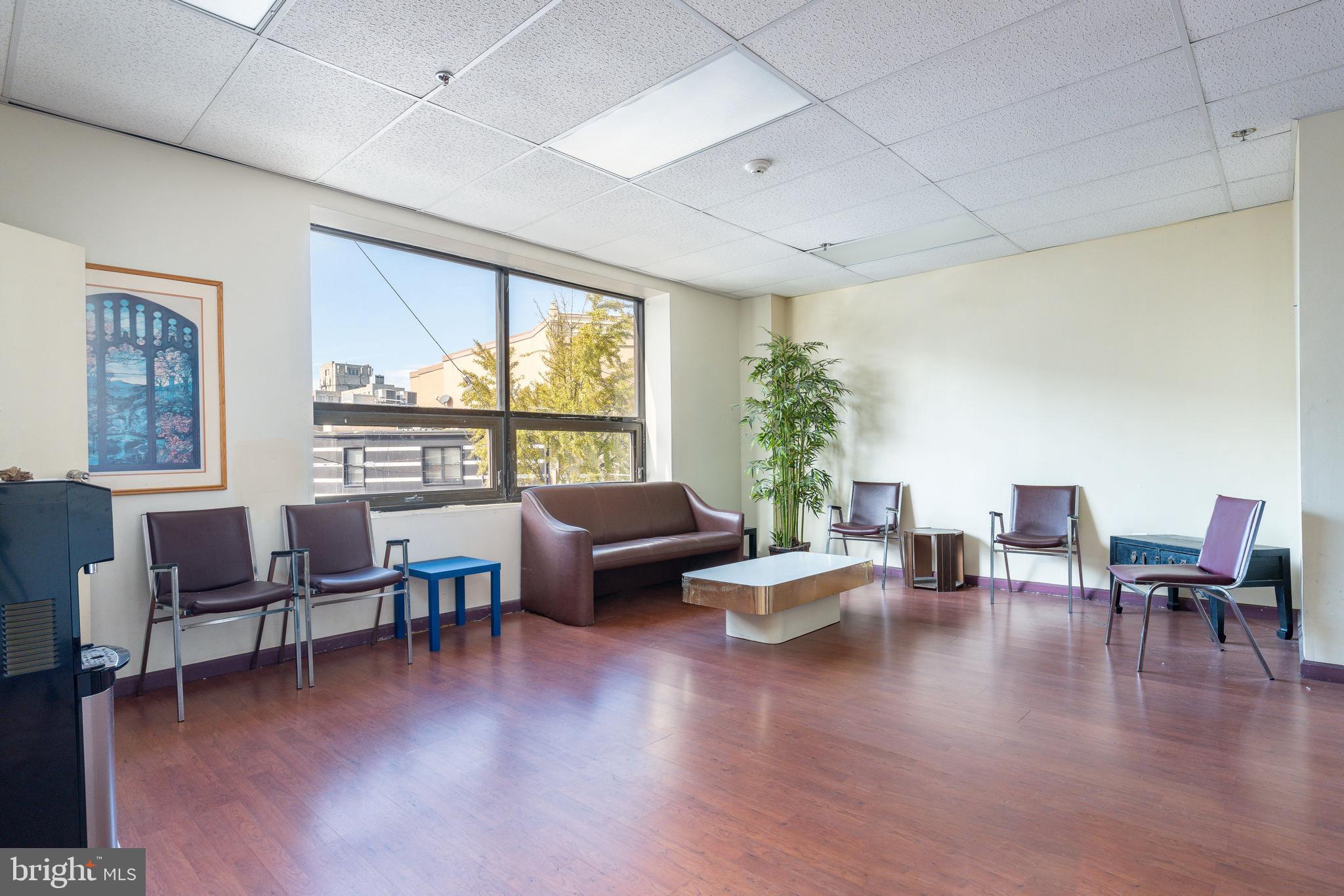 1939 S JUNIPER STREET 43