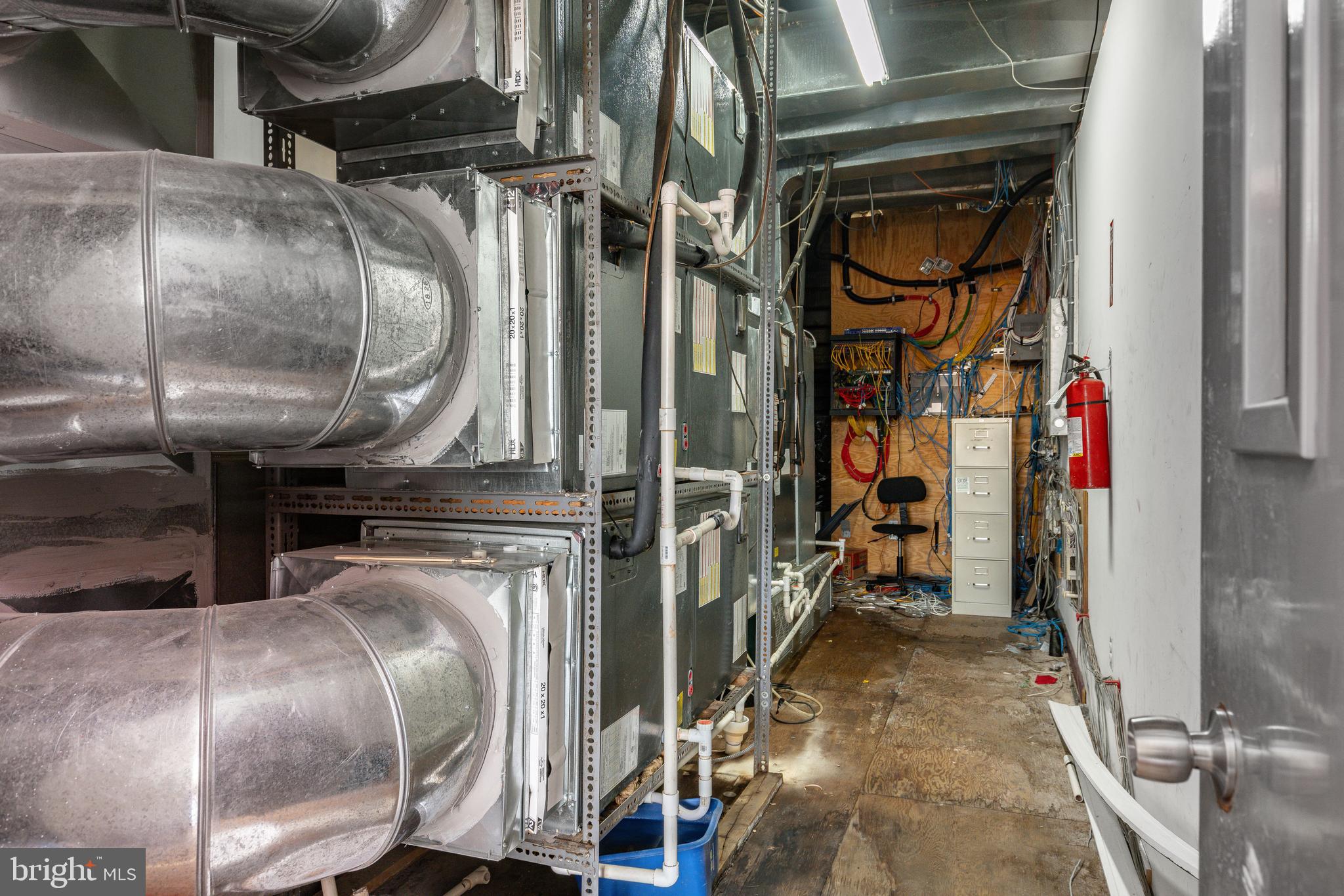 1939 S JUNIPER STREET 43