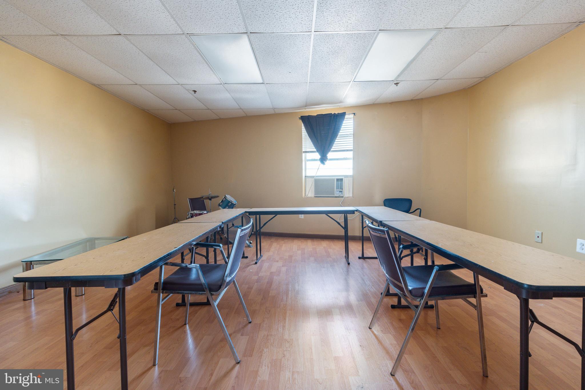 1939 S JUNIPER STREET 43