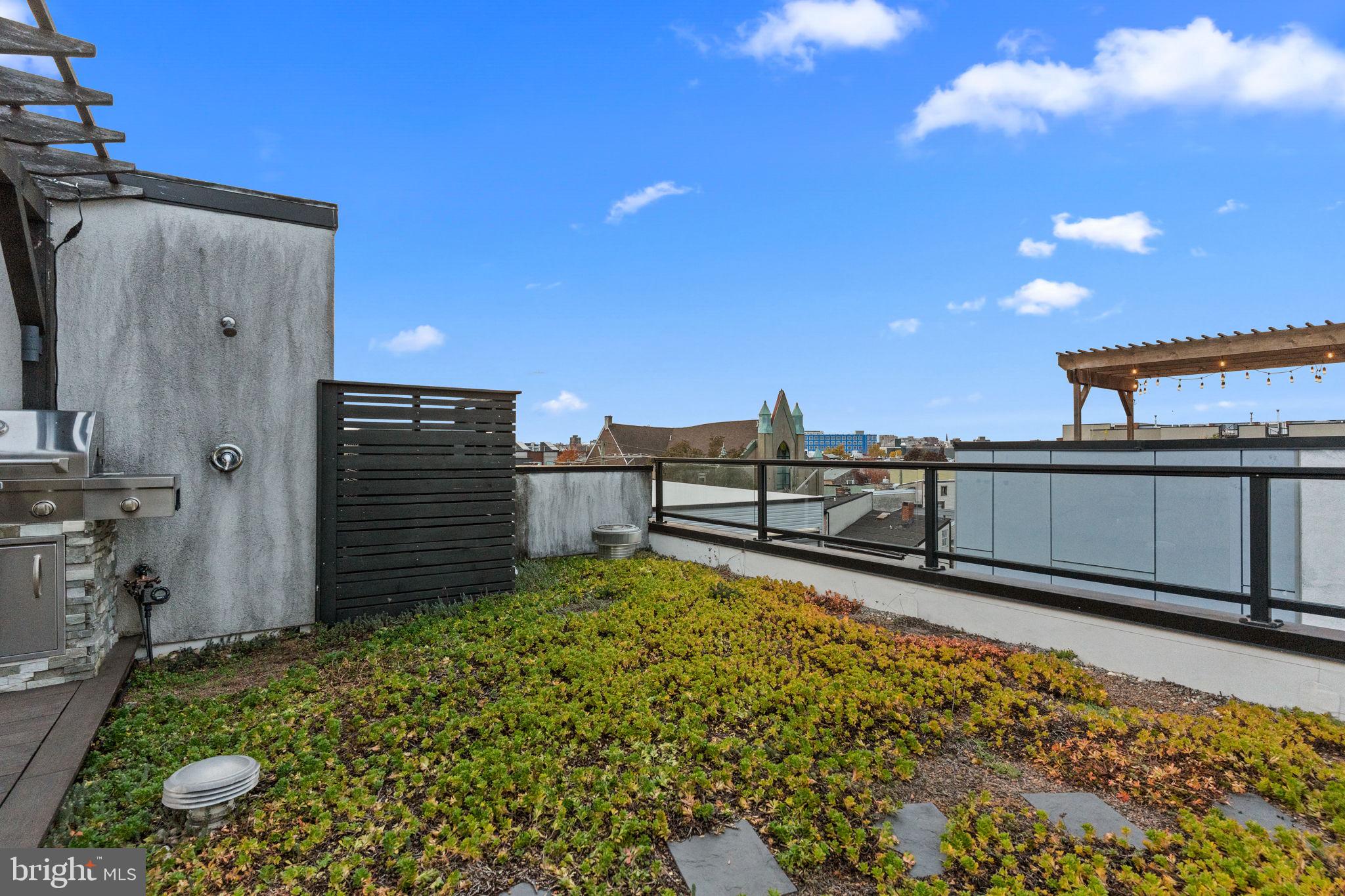 412 MOYER STREET 24 7