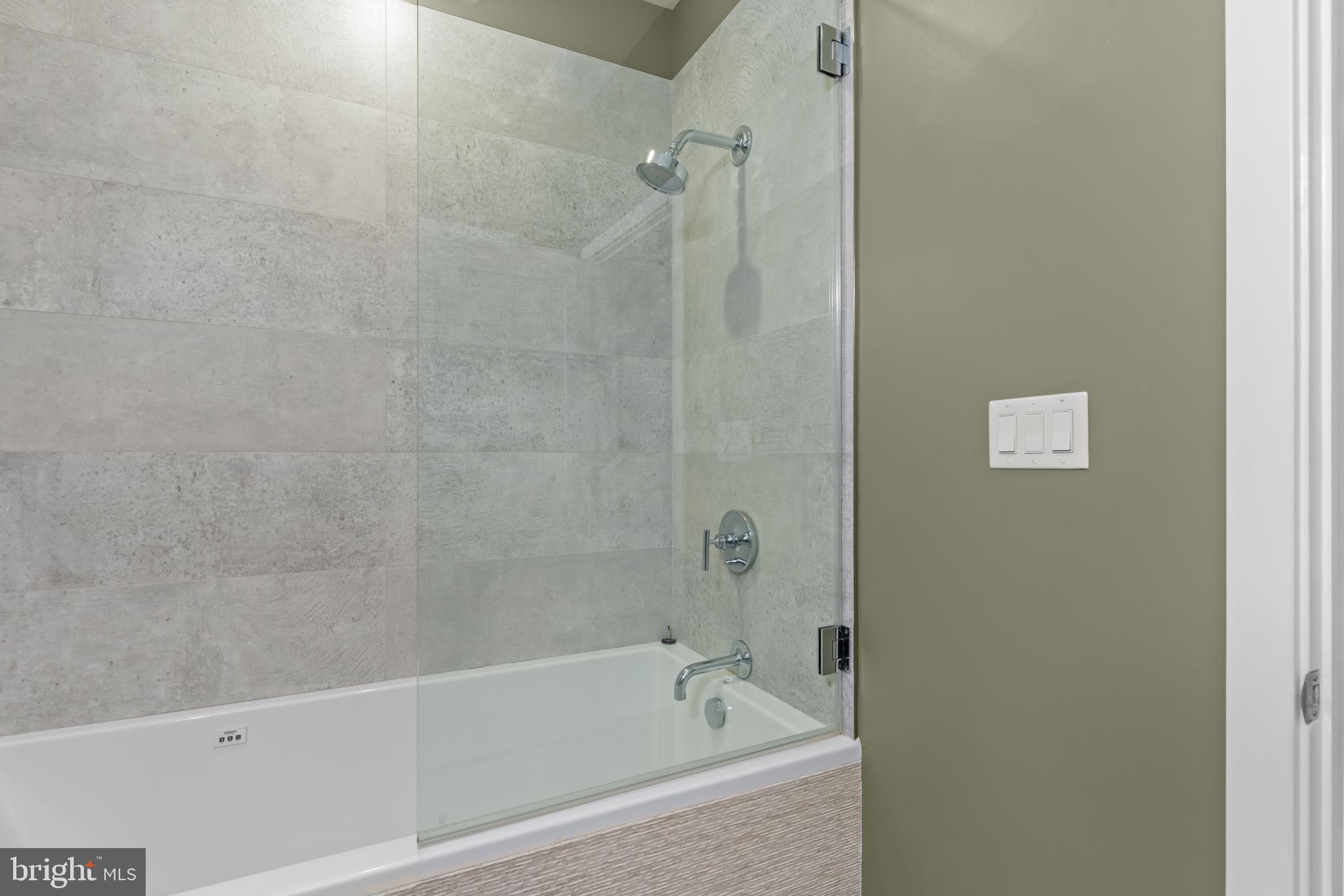 412 MOYER STREET 24 7