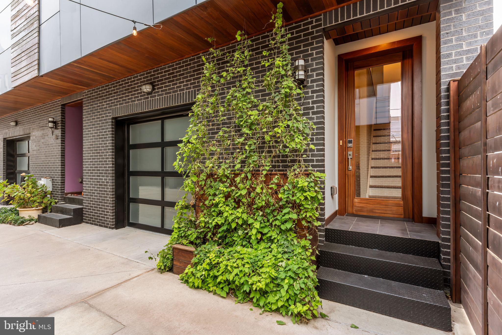 412 MOYER STREET 24 7