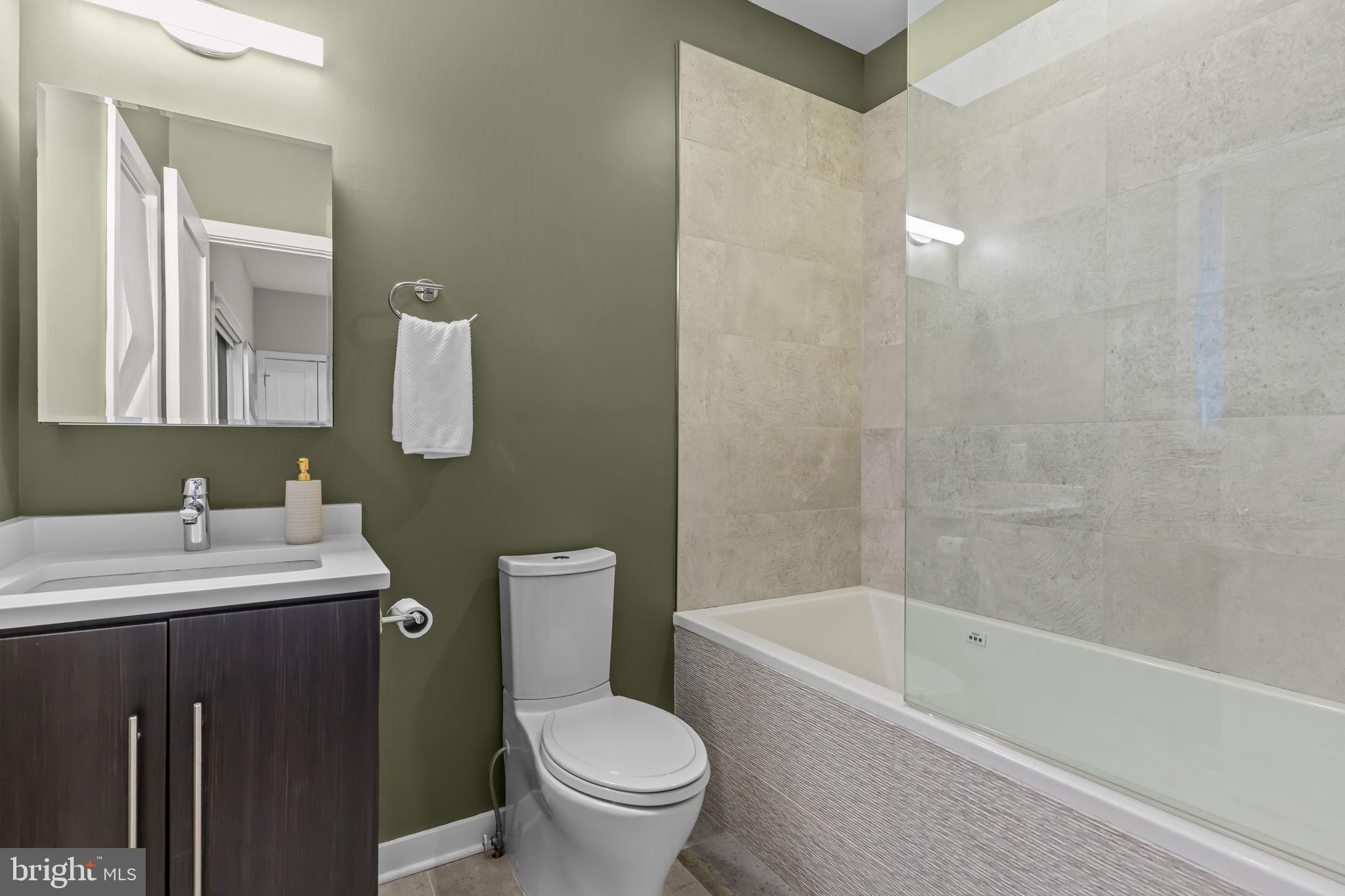 412 MOYER STREET 24 7