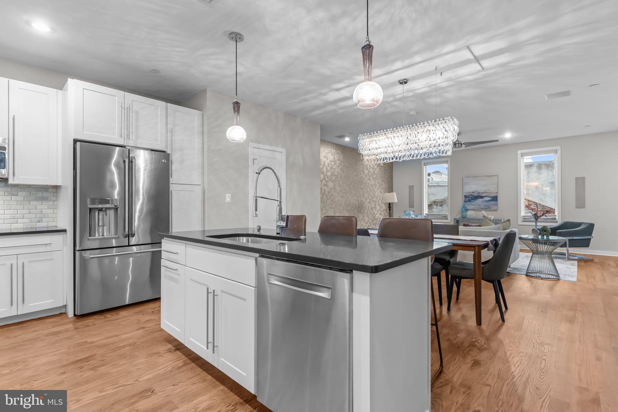 412 MOYER STREET 24 7