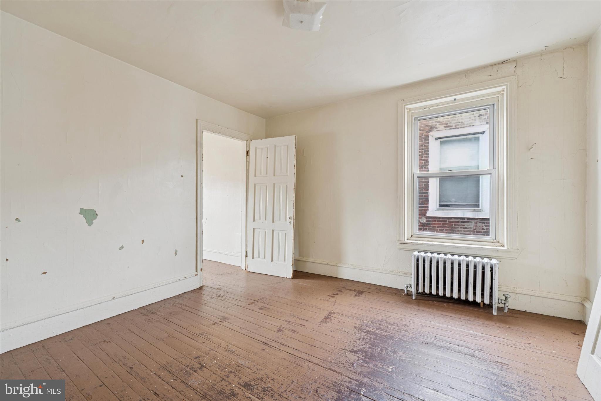 4011 SPRING GARDEN STREET