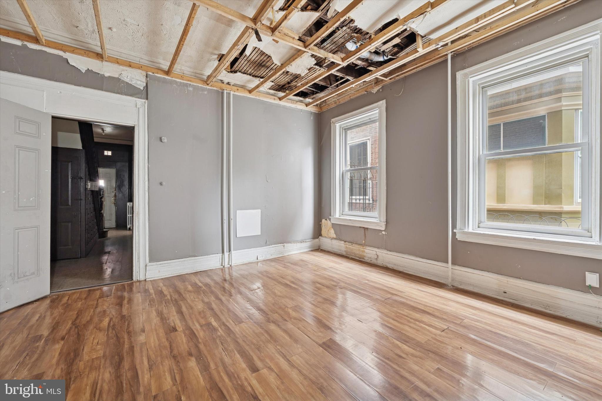 4011 SPRING GARDEN STREET