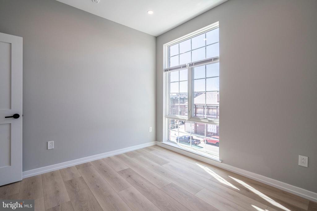2401 WASHINGTON AVENUE 3E