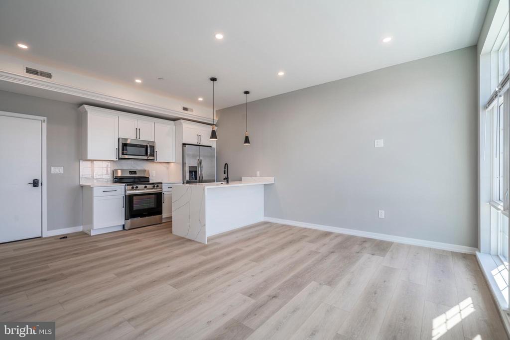 2401 WASHINGTON AVENUE 3E