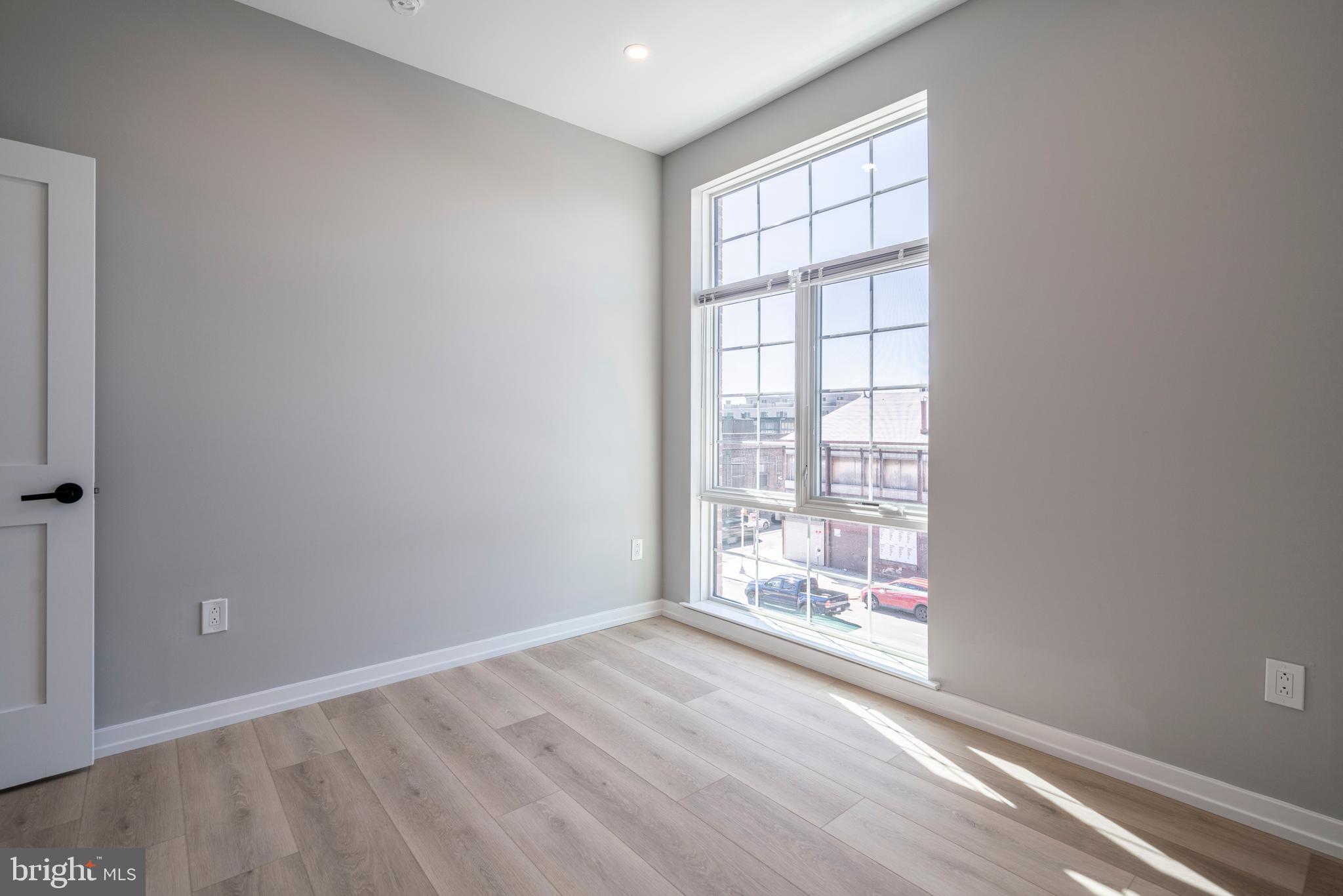 2401 WASHINGTON AVENUE 3E