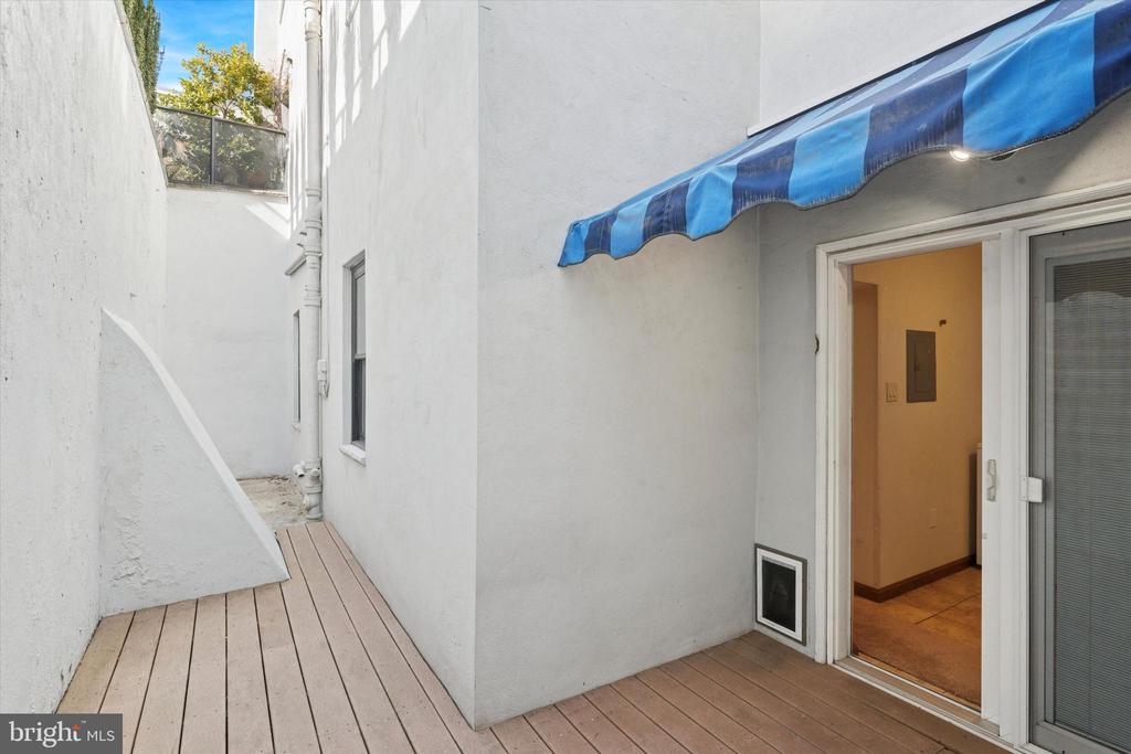 1423 S 8TH STREET