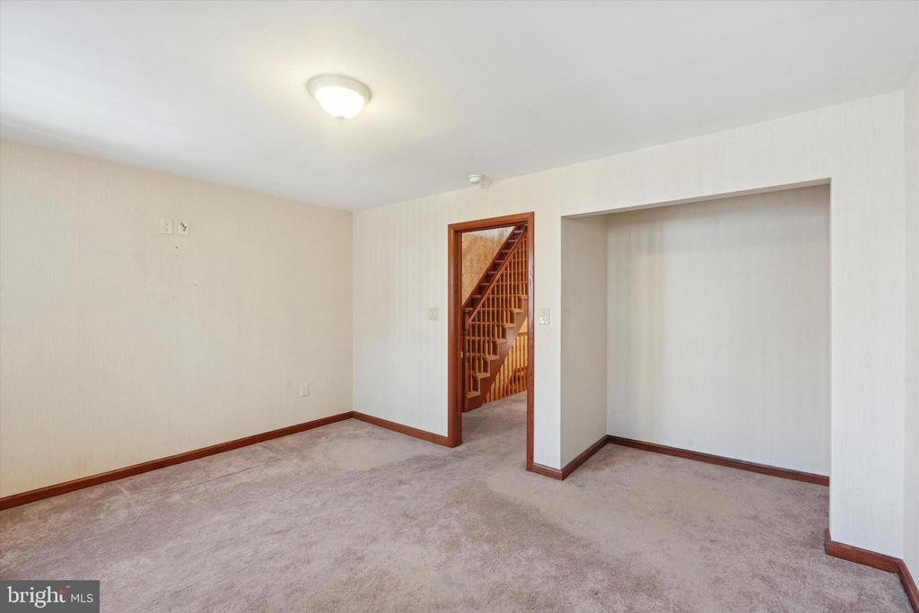 1423 S 8TH STREET