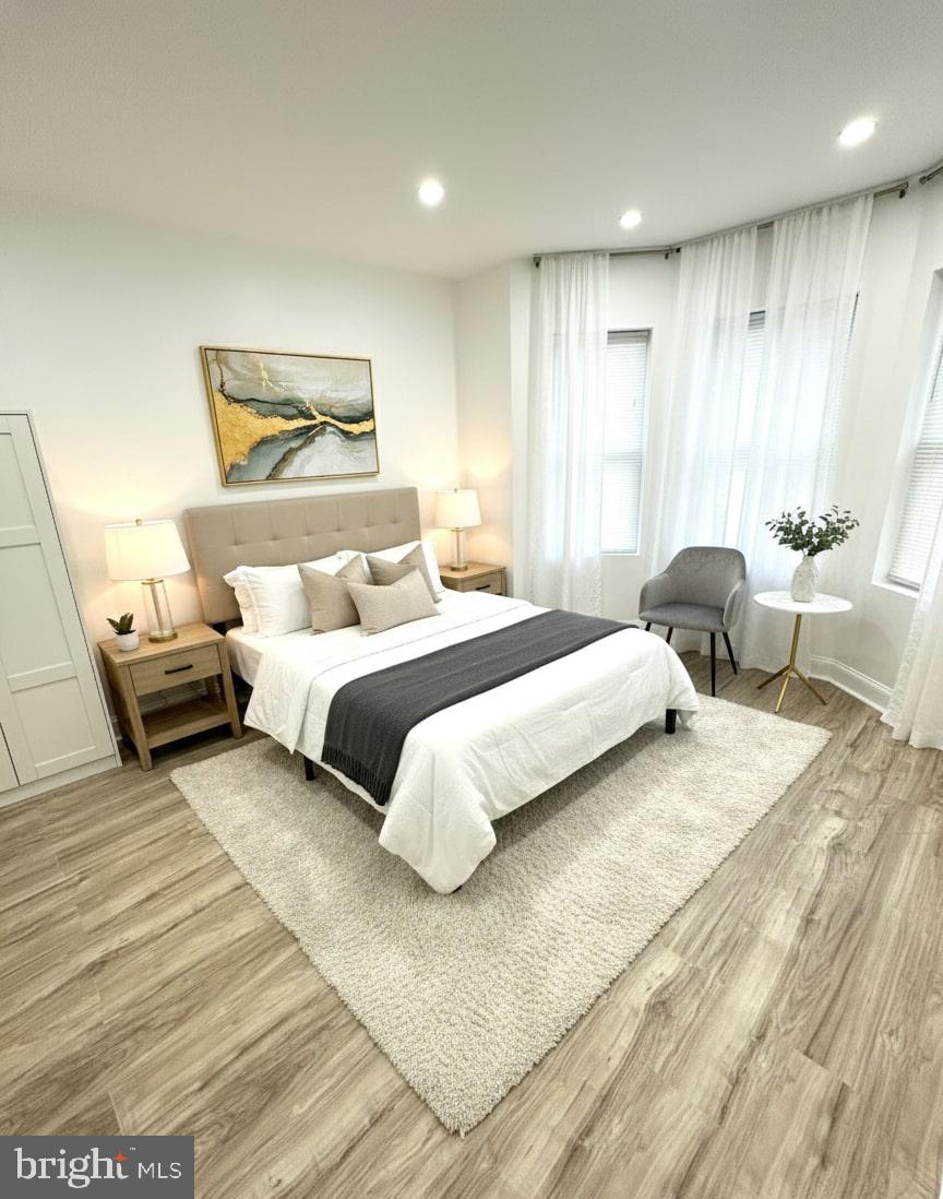 5542 PEMBERTON STREET