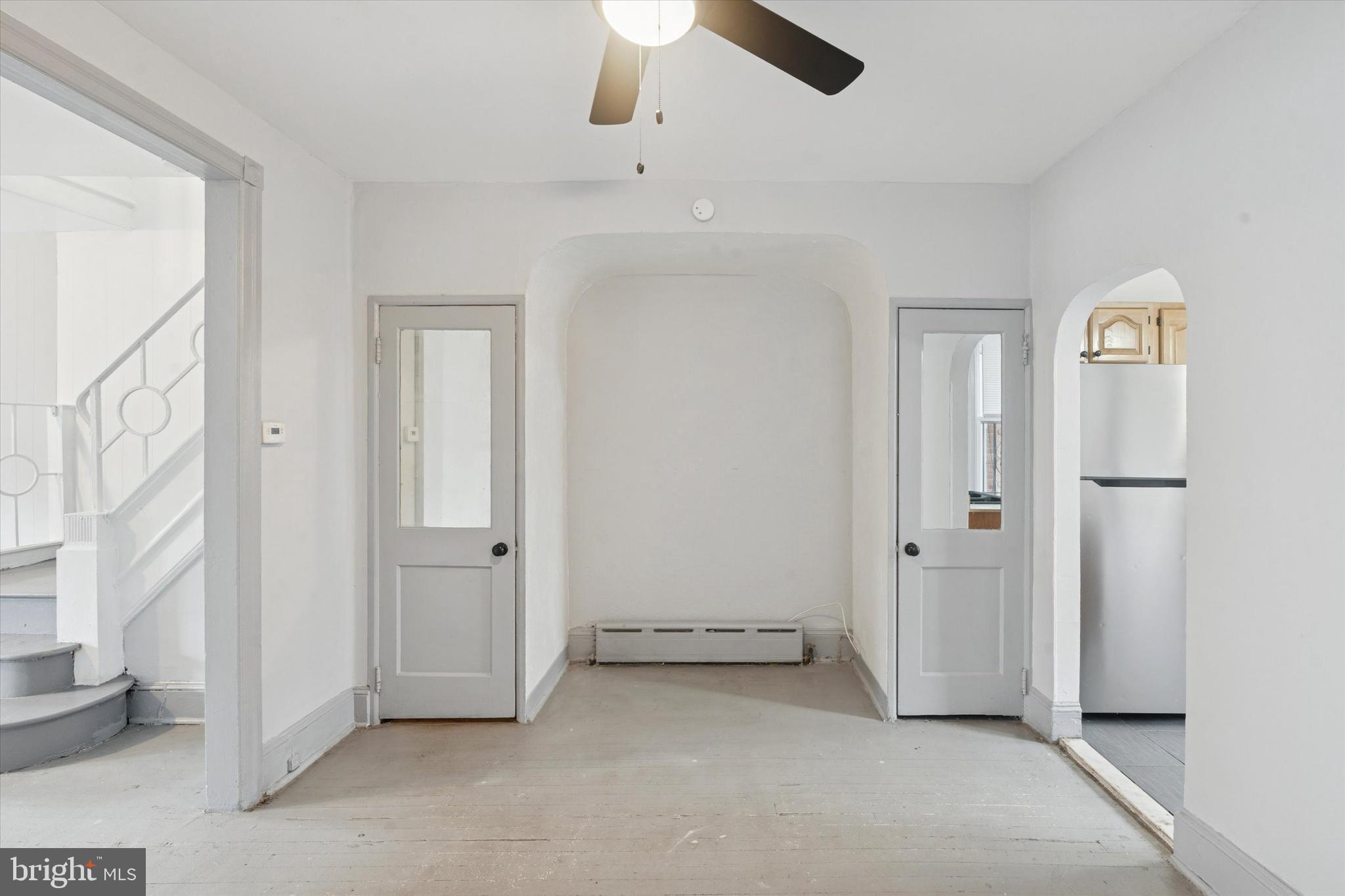 5813 MONTROSE STREET