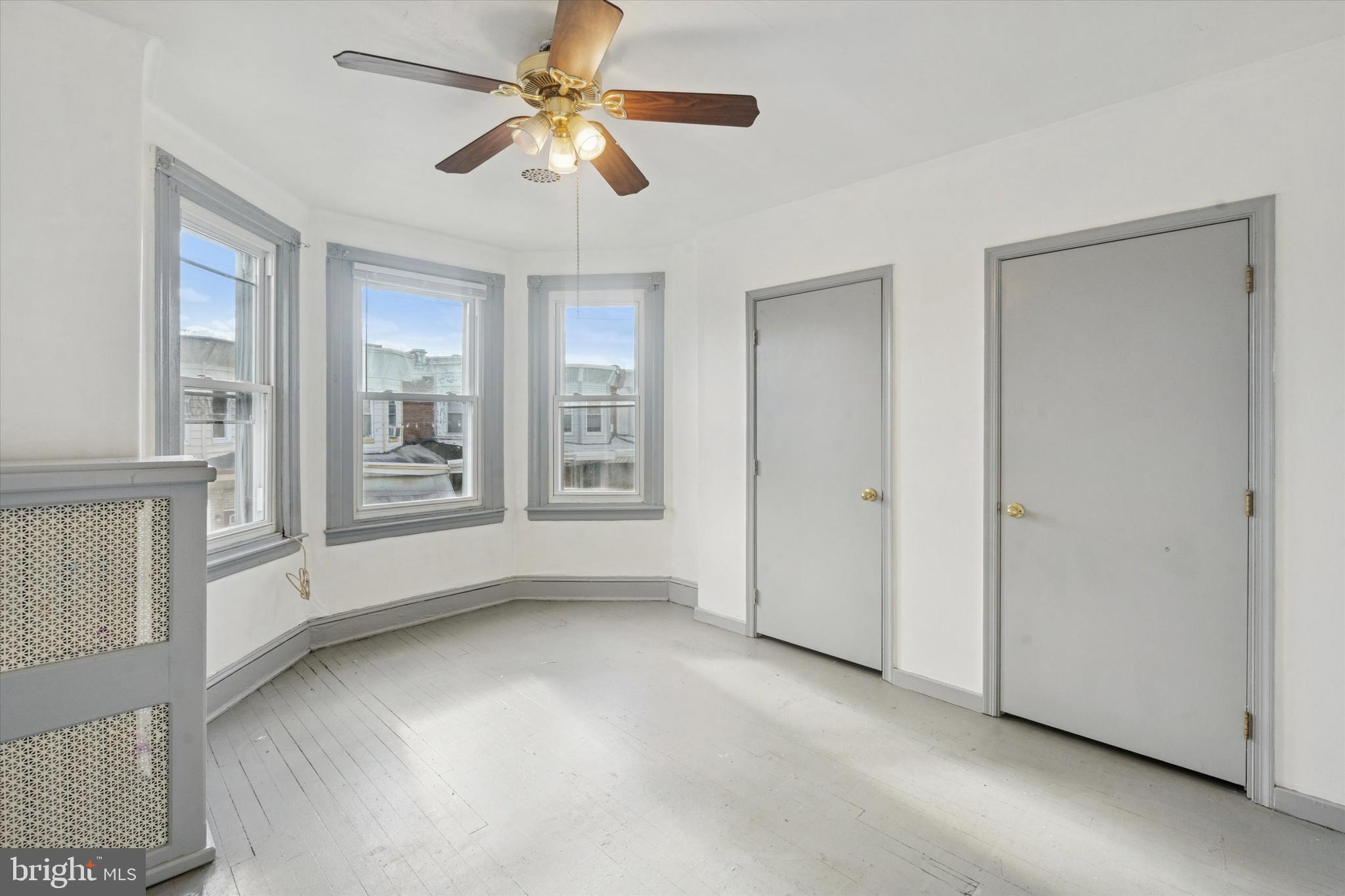 5813 MONTROSE STREET