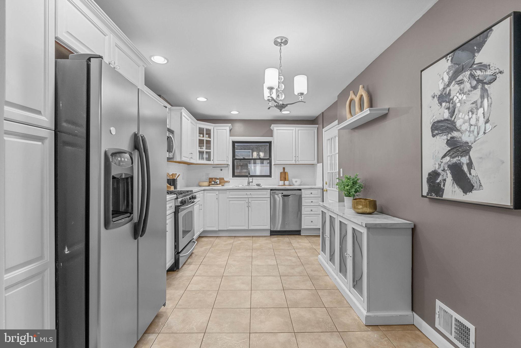 2620 S COLORADO STREET