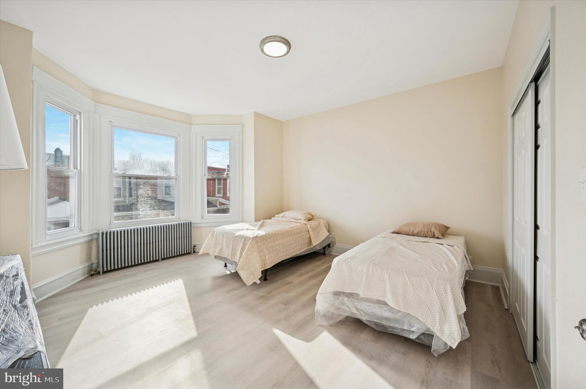 6021 DELANCEY STREET