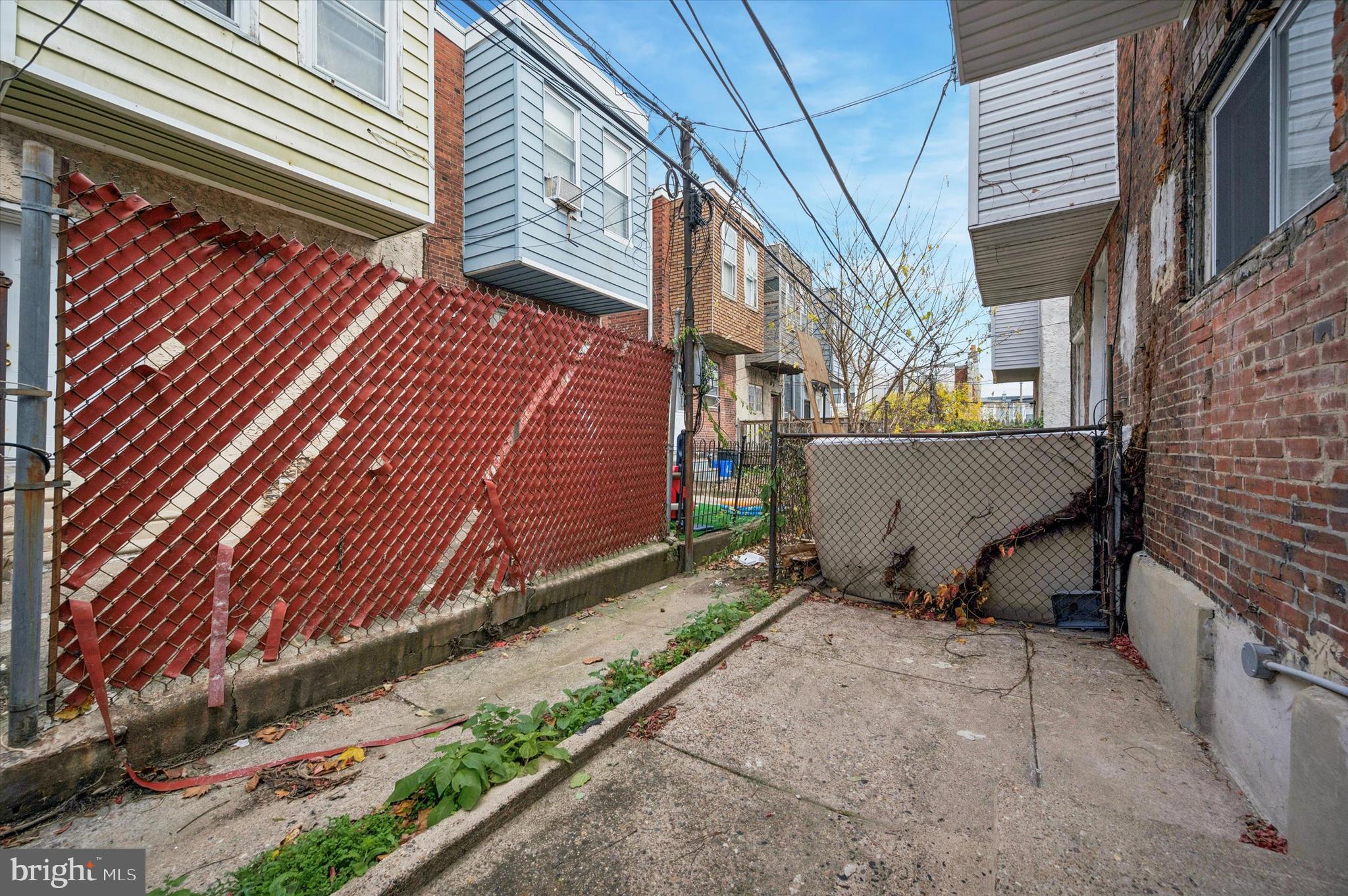 6021 DELANCEY STREET