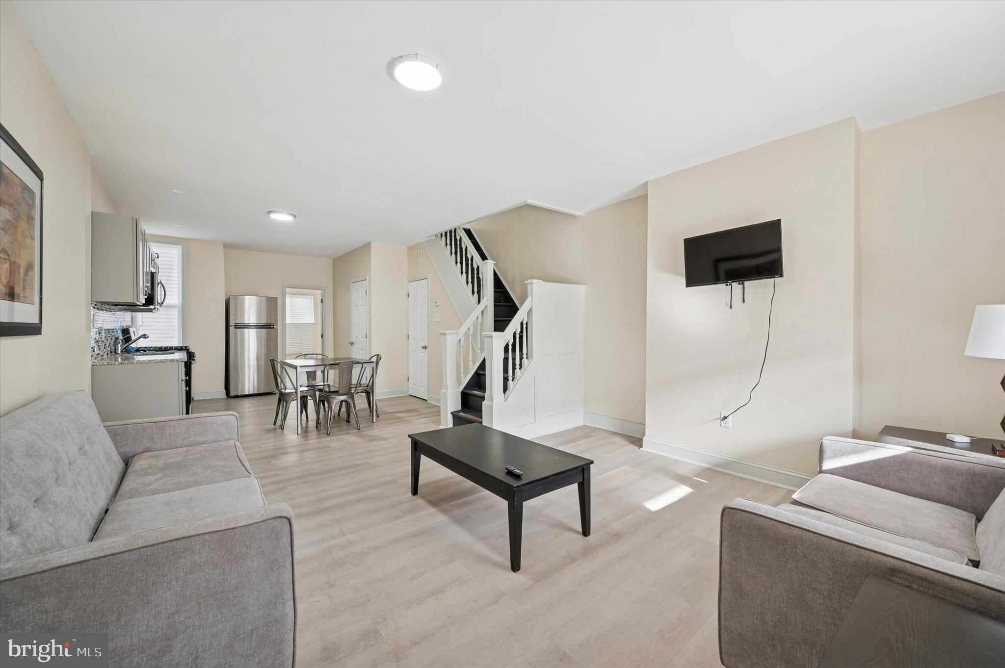 6021 DELANCEY STREET