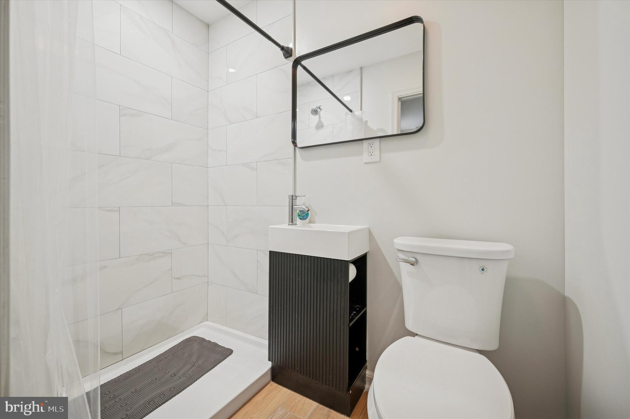 6021 DELANCEY STREET