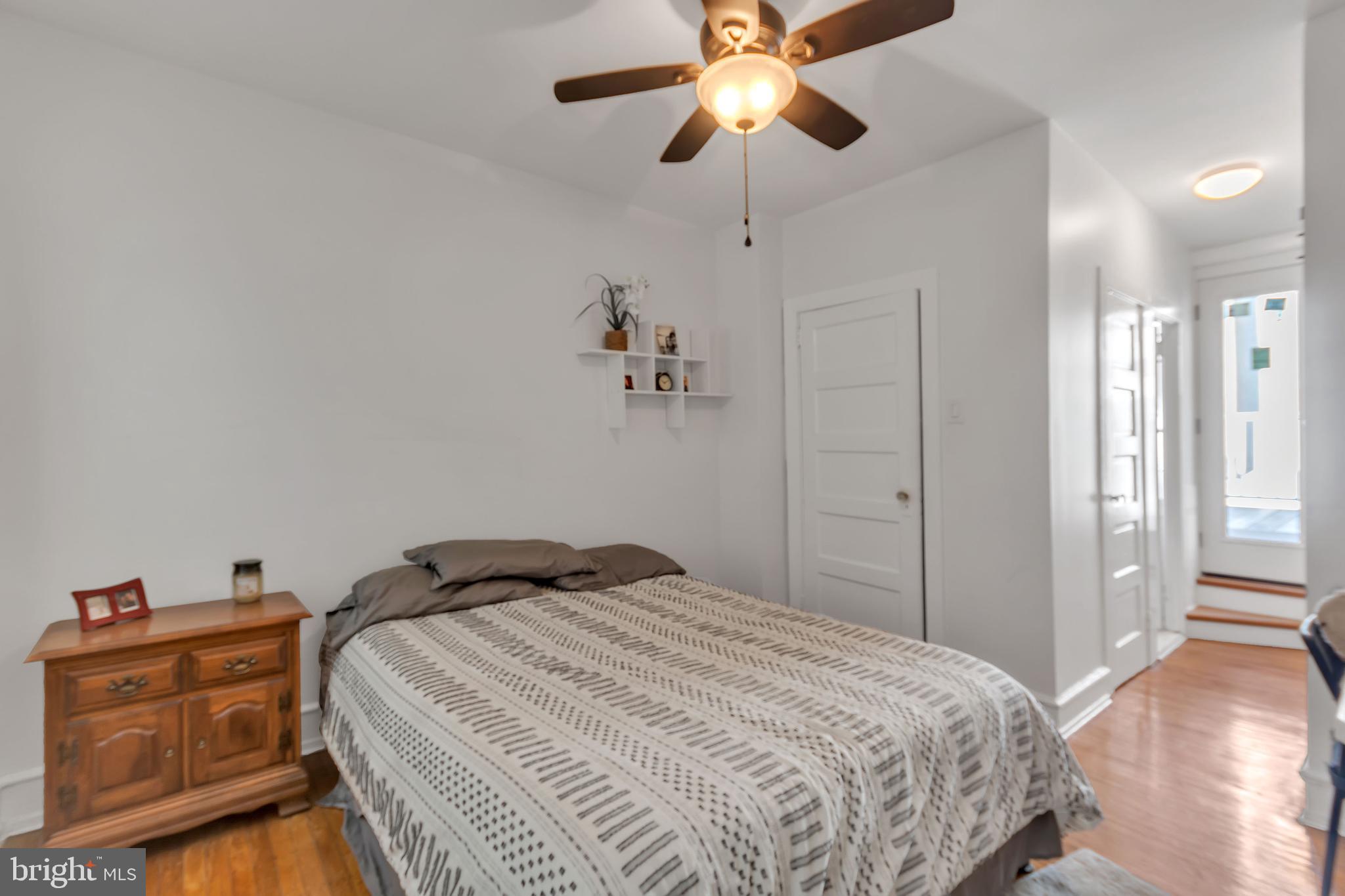 1830 MANNING STREET R 2