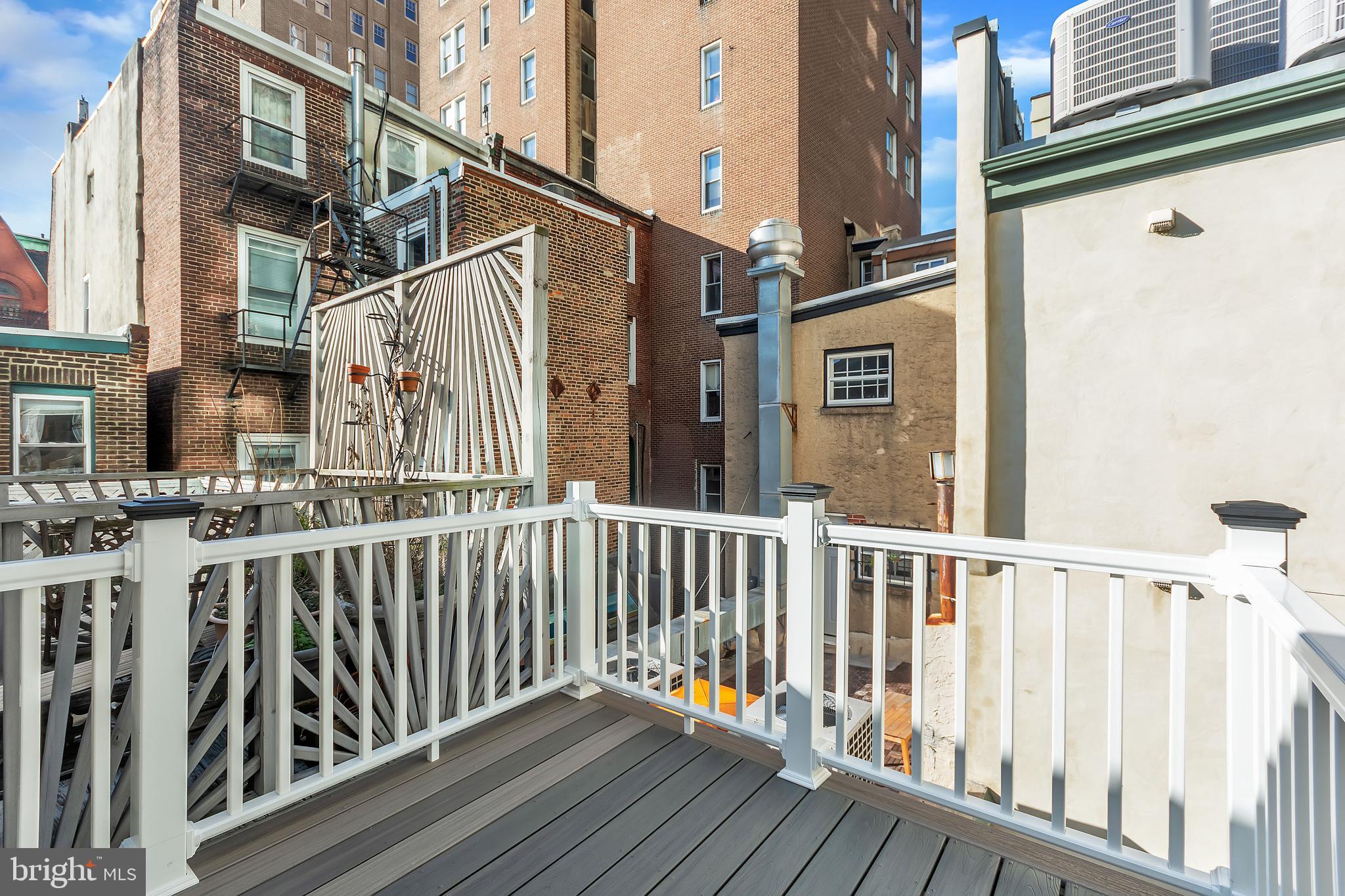 1830 MANNING STREET R 2