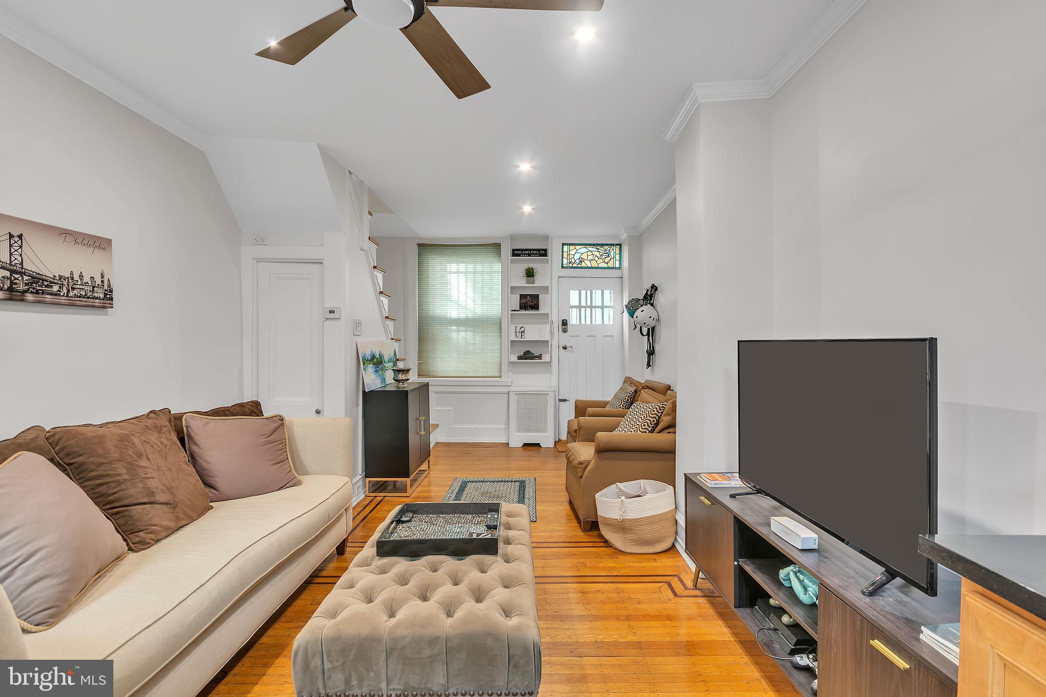 1830 MANNING STREET R 2