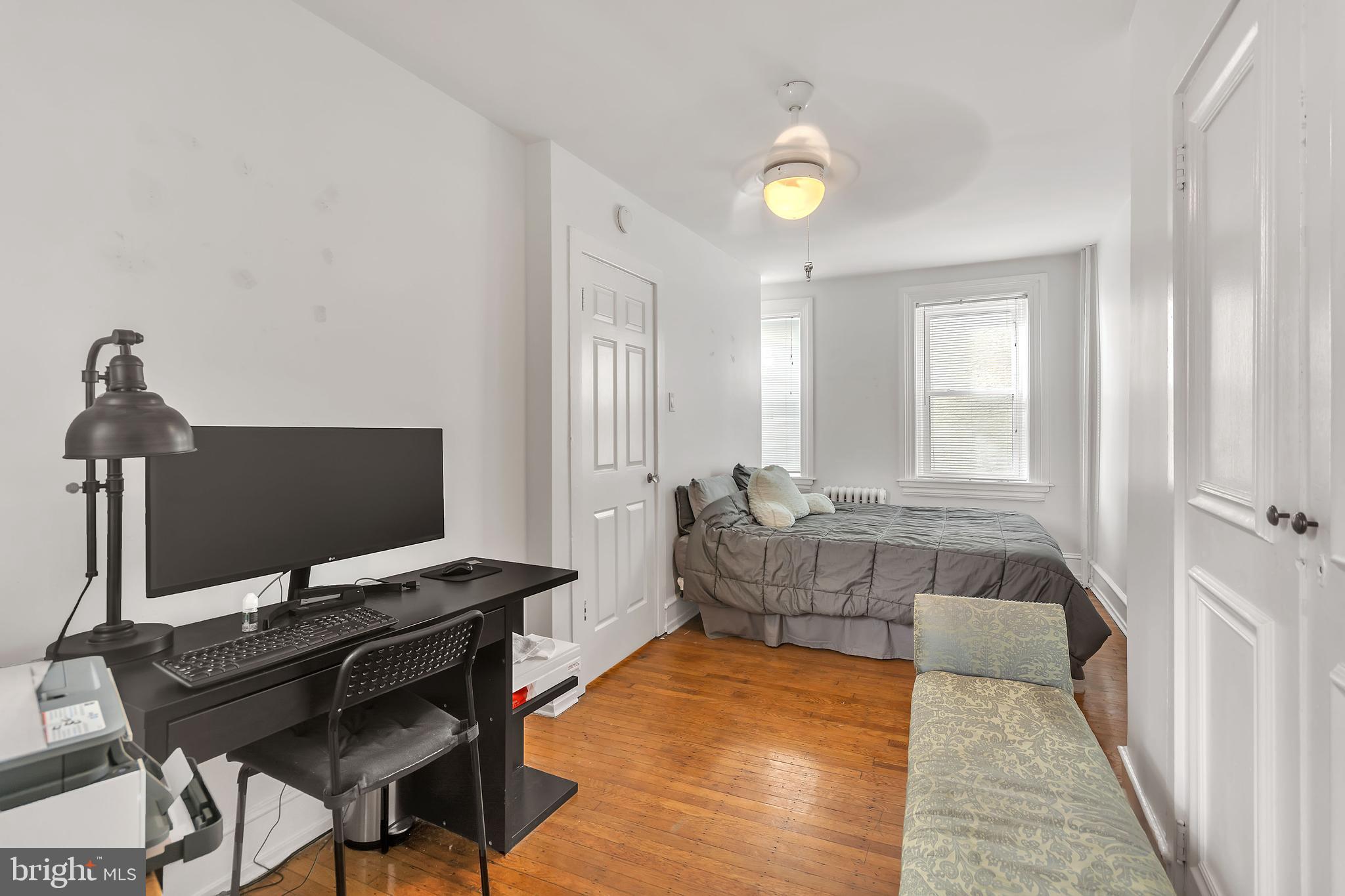 1830 MANNING STREET R 2