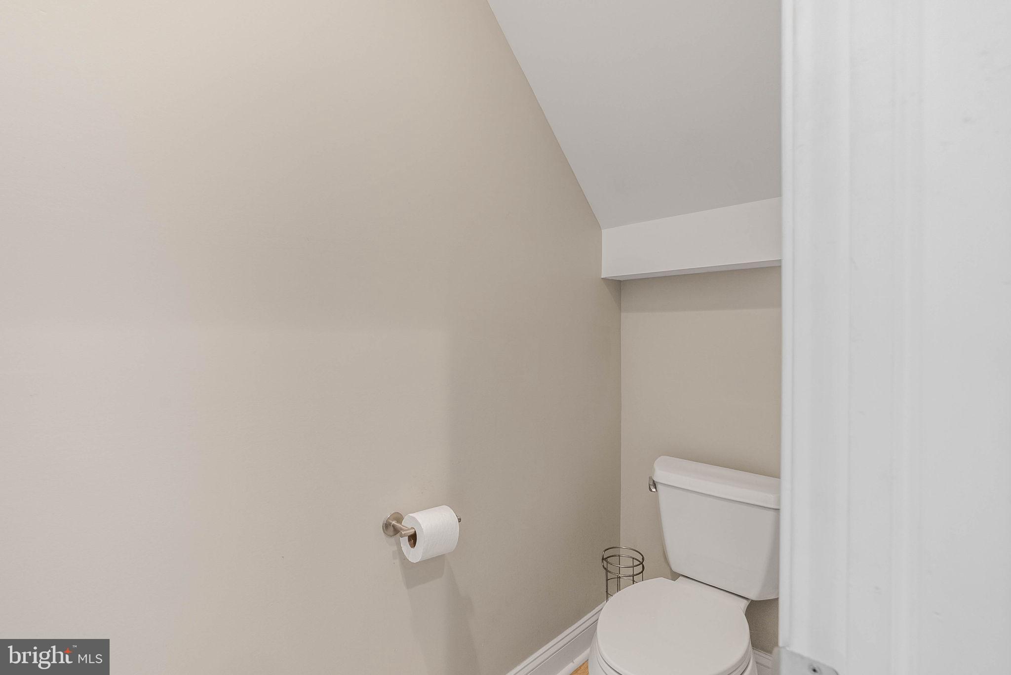 1423 S HOWARD STREET