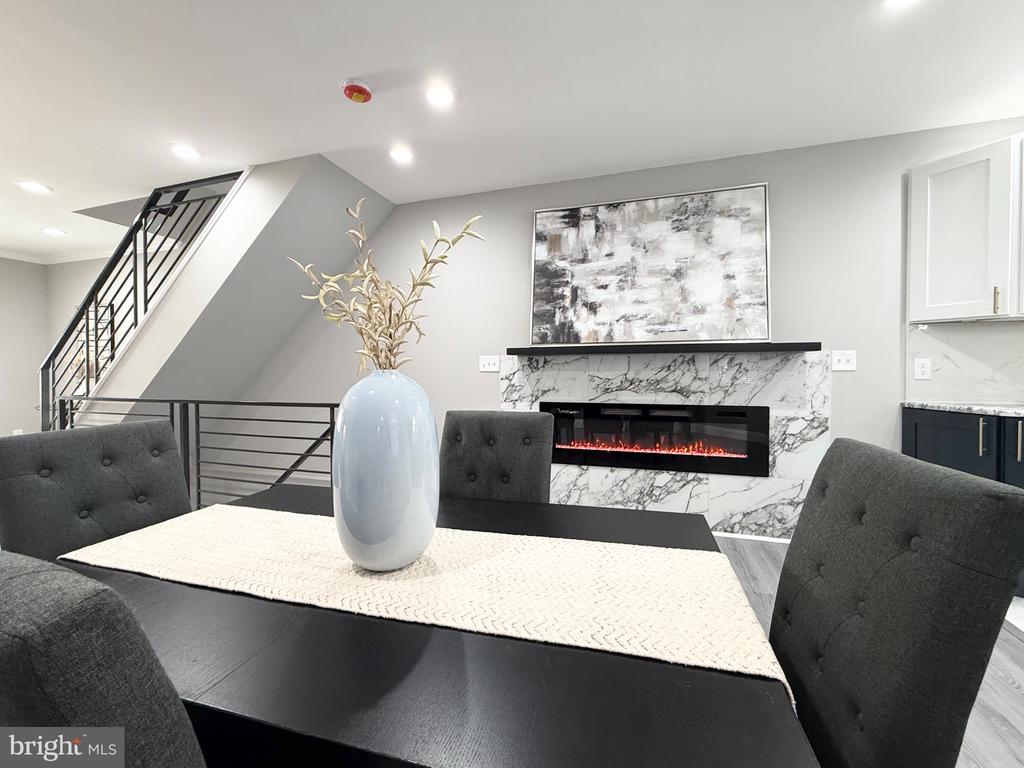 1741 N 59TH