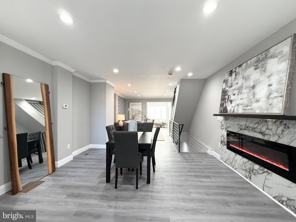 1741 N 59TH