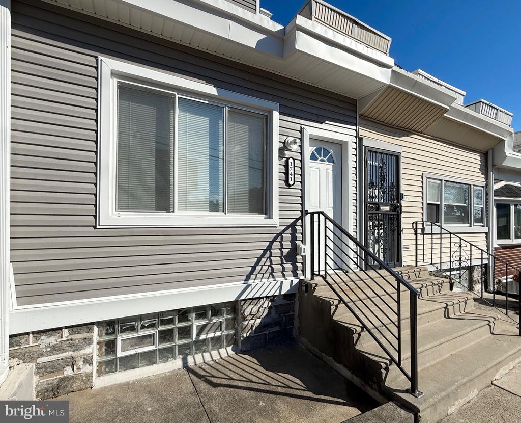 1741 N 59TH