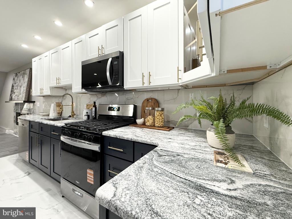 1741 N 59TH