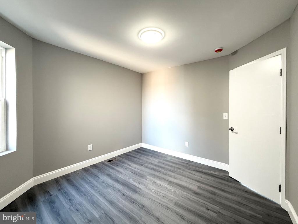1741 N 59TH