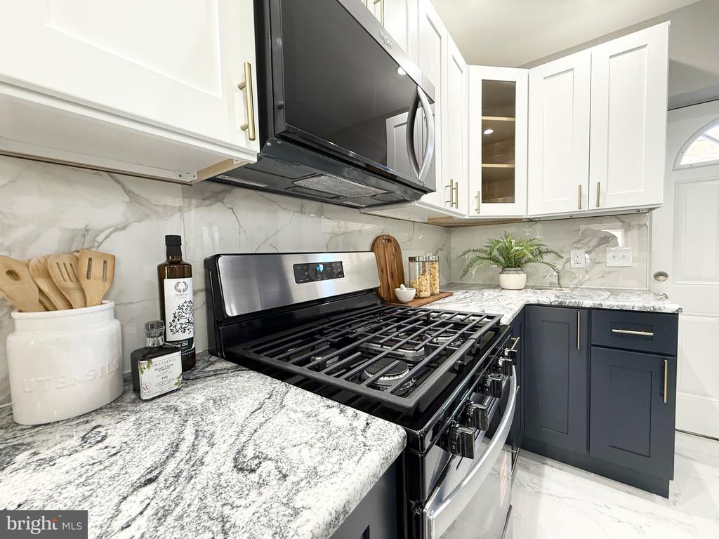 1741 N 59TH